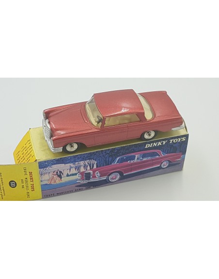 1/43 MERCEDES 300 SE