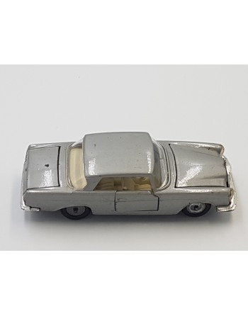 1/43 MERCEDES 250 SE