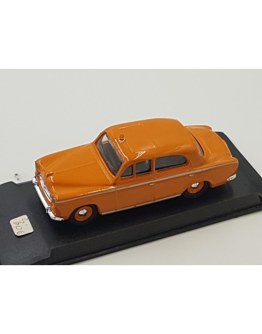 1/43 PEUGEOT 403 DDE