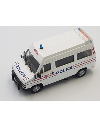 1/43 PEUGEOT J5 POLICE