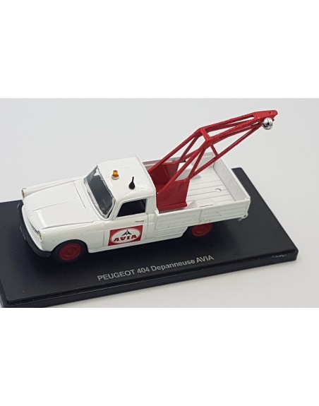 1/43 PEUGEOT 404 DEPANNEUSE