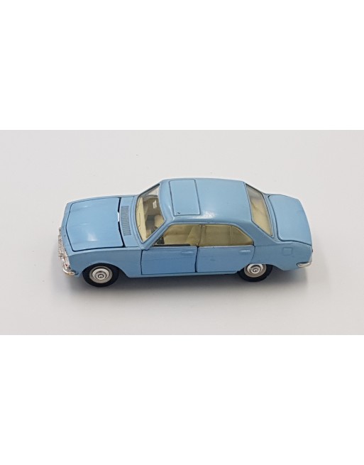 1/43 PEUGEOT 504
