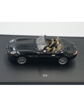 1/43 BMW Z8