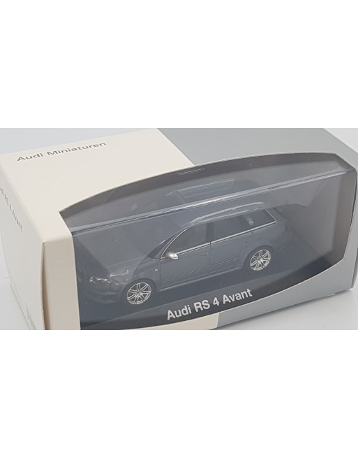 1/43 AUDI RS4 B7 AVANT