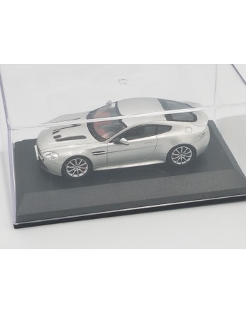 1/43 ASTON MARTIN V12 VANTAGE S