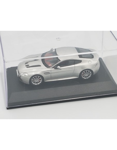 1/43 ASTON MARTIN V12 VANTAGE S