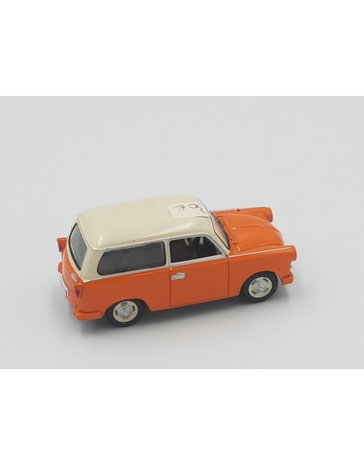1/43 TRABANT P50 COMBI