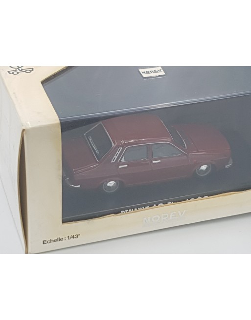 1/43 RENAULT 12
