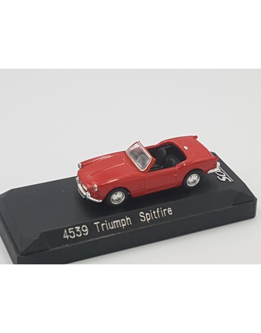 1/43 TRIUMPH SPITFIRE