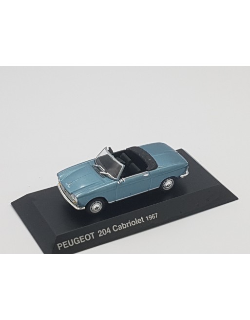 1/43 PEUGEOT 204 CABRIOLET