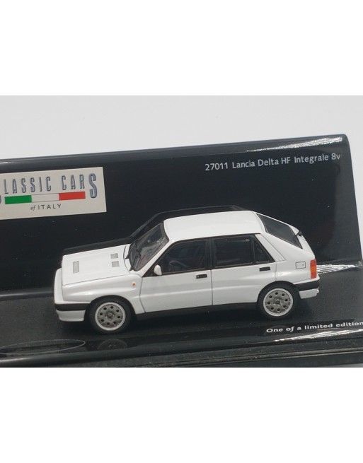 1:43 LANCIA DELTA HF INTEGRALE 8V