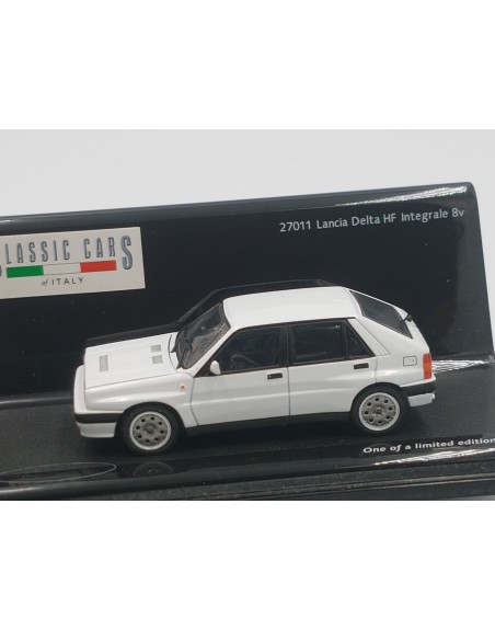 1:43 LANCIA DELTA HF INTEGRALE 8V