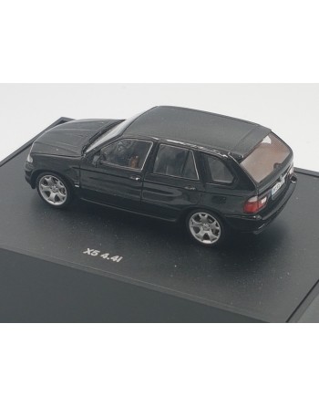 1:43 BMW X5 4.4 i