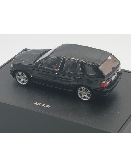 1:43 BMW X5 4.4 i