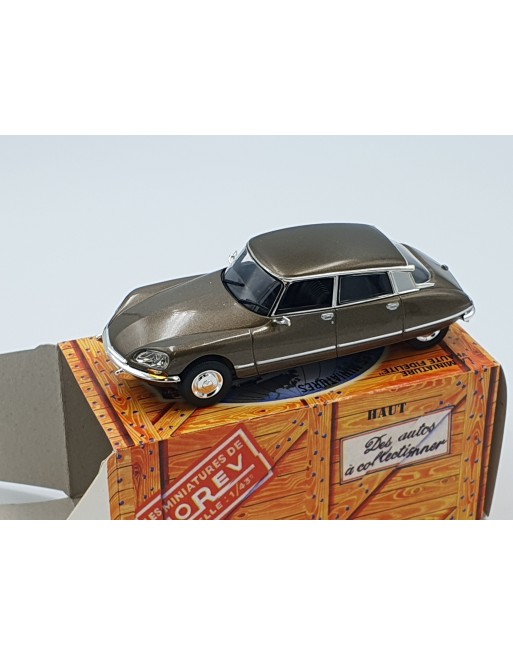 1:43 Citroen DS 23