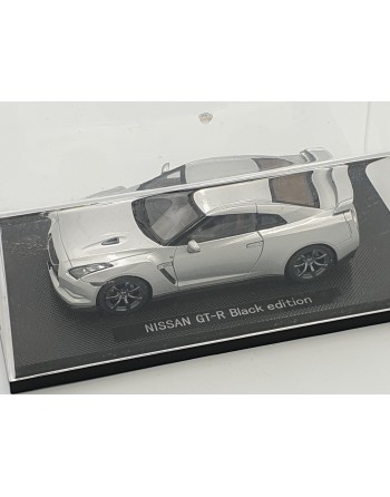 1/43 NISSAN GTR