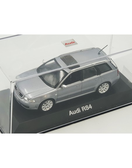 1/43 AUDI RS4 B5