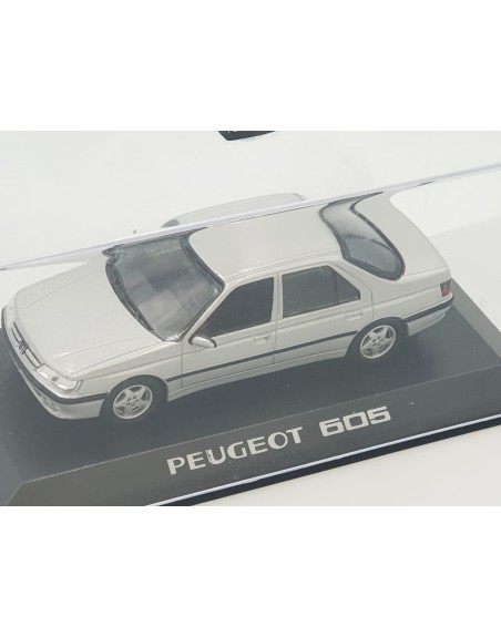 1/43 PEUGEOT 605