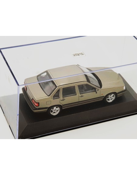 1/43 VOLVO S70 SALOON
