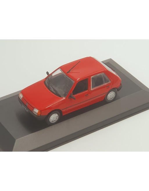 1/43 PEUGEOT 205