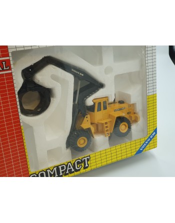 1/50 VOLVO FORESTIER