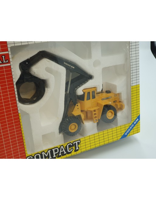 1/50 VOLVO FORESTIER