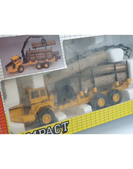 1/50 VOLVO GRUE FORESTIER
