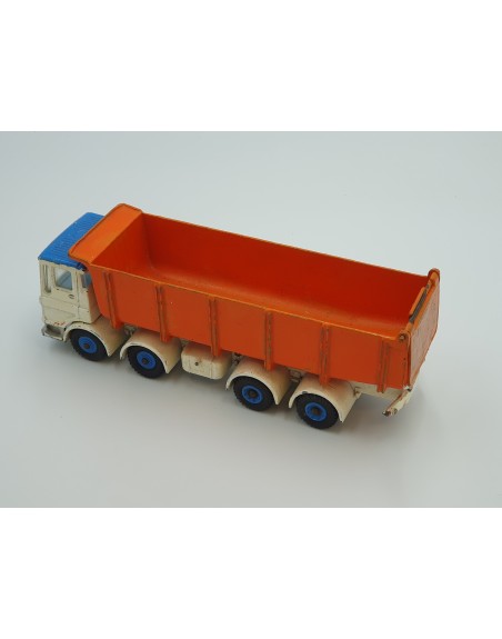 1/50 LEYAND TIPPER