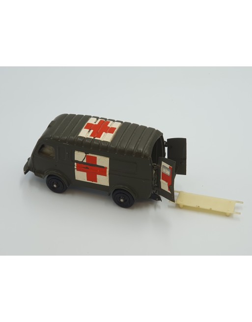 1:50 AMBULANCE 1000KGS
