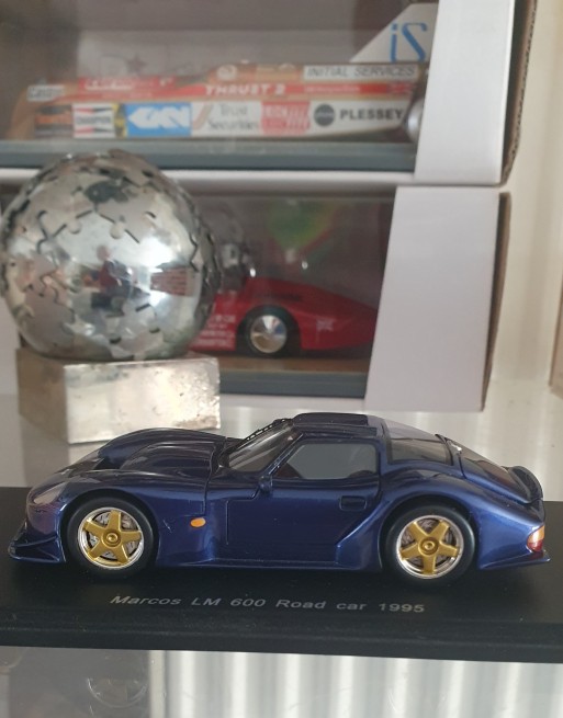 1/43 MARCOS LM 600