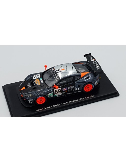 1/43 ASTON MARTIN DBR9