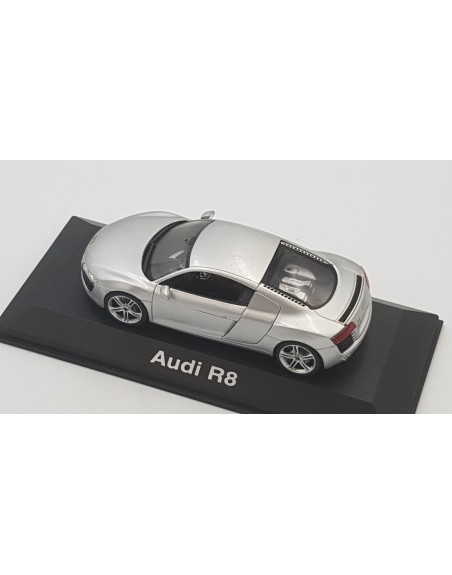 1/43 AUDI R8