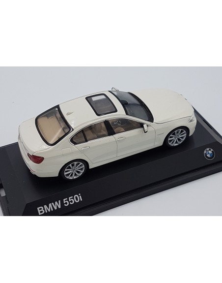 1/43 BMW 550i