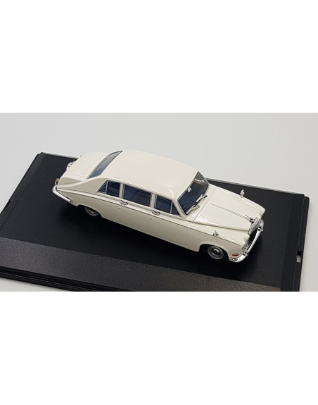 1/43 DAIMLER DS420  LIMOUSINE