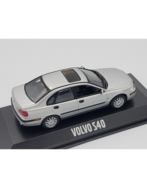 1/43 VOLVO S40