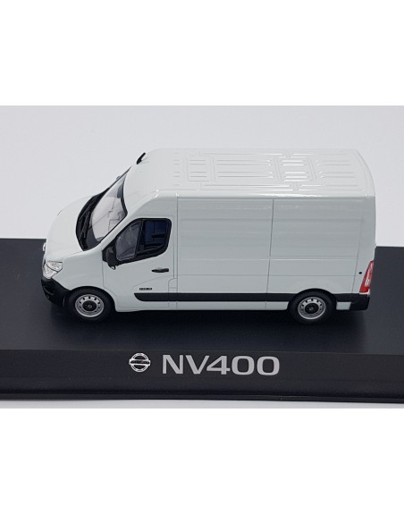 1/43 NISSAN NV 400