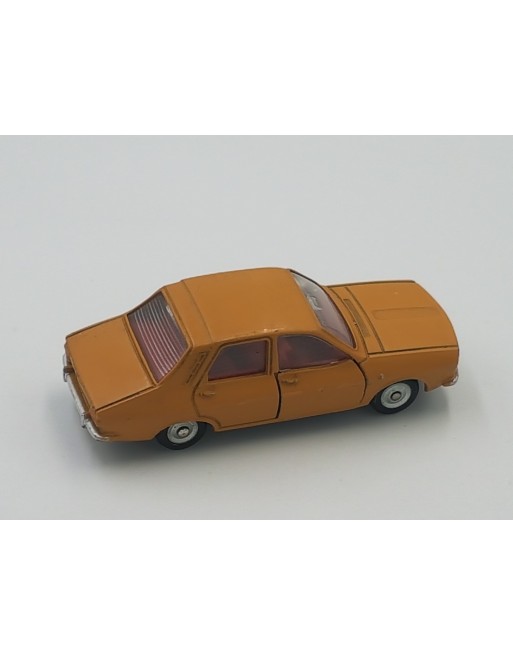 1/43 RENAULT 12